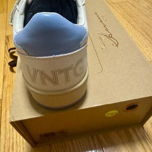 Vintage Havana Women's White and Light Blue Sneakers